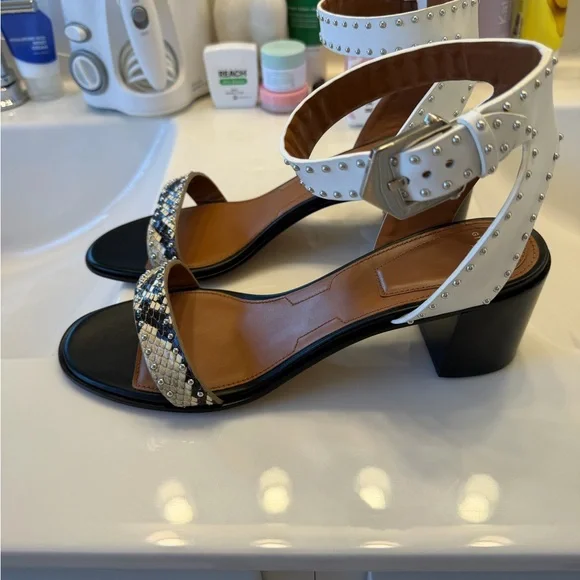 Givenchy Black and White Snakeskin Heels - Picture 2 of 8